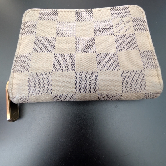 Authentic Louis Vuitton Damier Azur Canvas Zippy Coin Purse